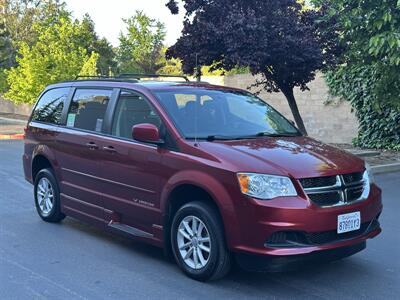 2015 Dodge Grand Caravan SXT  HANDICAP WHEELCHAIR ACCESSIBLE VAN - Photo 8 - Sacramento, CA 95821