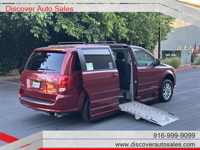 2015 Dodge Grand Caravan SXT  HANDICAP WHEELCHAIR ACCESSIBLE VAN - Photo 1 - Sacramento, CA 95821
