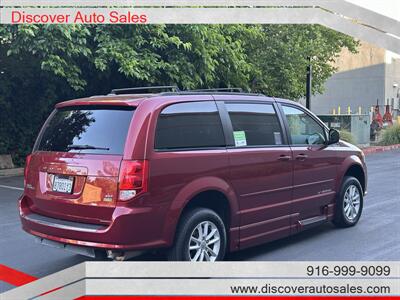 2015 Dodge Grand Caravan SXT  HANDICAP WHEELCHAIR ACCESSIBLE VAN - Photo 6 - Sacramento, CA 95821
