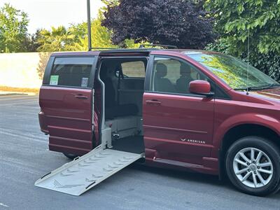 2015 Dodge Grand Caravan SXT  HANDICAP WHEELCHAIR ACCESSIBLE VAN - Photo 10 - Sacramento, CA 95821