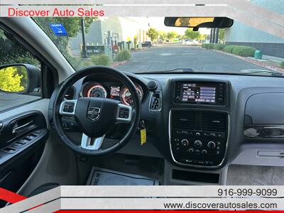 2015 Dodge Grand Caravan SXT  HANDICAP WHEELCHAIR ACCESSIBLE VAN - Photo 17 - Sacramento, CA 95821