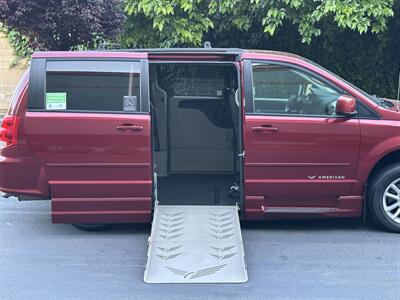 2015 Dodge Grand Caravan SXT  HANDICAP WHEELCHAIR ACCESSIBLE VAN - Photo 11 - Sacramento, CA 95821