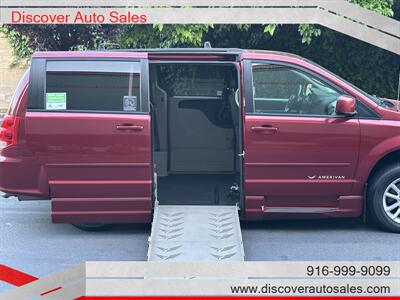 2015 Dodge Grand Caravan SXT  HANDICAP WHEELCHAIR ACCESSIBLE VAN - Photo 11 - Sacramento, CA 95821