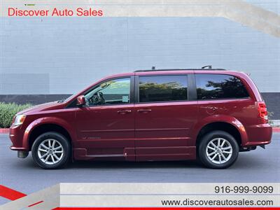 2015 Dodge Grand Caravan SXT  HANDICAP WHEELCHAIR ACCESSIBLE VAN - Photo 3 - Sacramento, CA 95821