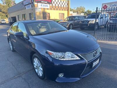 2014 Lexus ES 300h Sedan