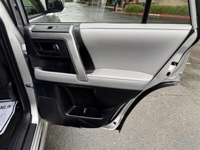 2013 Toyota 4Runner SR5   - Photo 16 - Sacramento, CA 95821