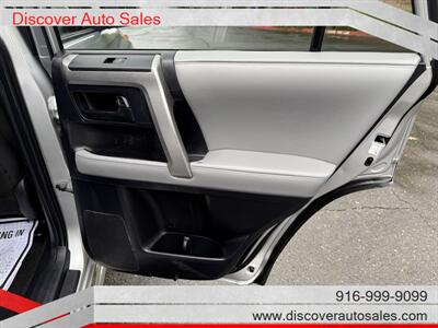 2013 Toyota 4Runner SR5   - Photo 15 - Sacramento, CA 95821