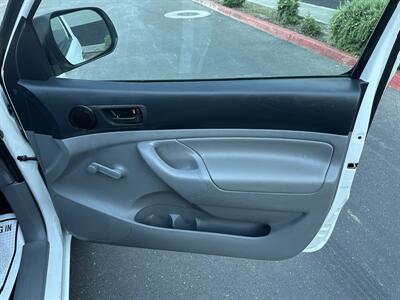 2013 Toyota Tacoma   - Photo 11 - Sacramento, CA 95821