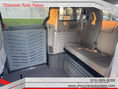 2012 Chrysler Town & Country Handicap Wheelchair accessible van   - Photo 23 - Sacramento, CA 95821