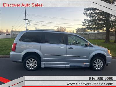2012 Chrysler Town & Country Handicap Wheelchair accessible van   - Photo 10 - Sacramento, CA 95821