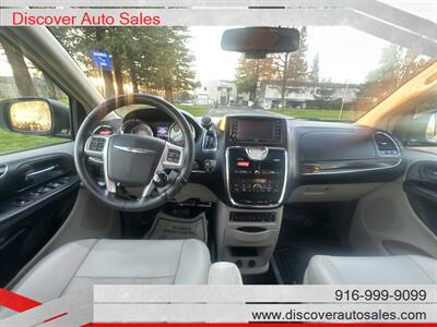 2012 Chrysler Town & Country Handicap Wheelchair accessible van   - Photo 20 - Sacramento, CA 95821
