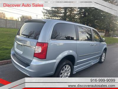 2012 Chrysler Town & Country Handicap Wheelchair accessible van   - Photo 11 - Sacramento, CA 95821
