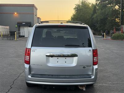2009 Chrysler Town & Country Touring HANDICAP WHEELCHAIR ACCESSIBLE VAN - Photo 14 - Sacramento, CA 95821