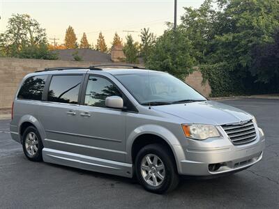 2009 Chrysler Town & Country Touring HANDICAP WHEELCHAIR ACCESSIBLE VAN - Photo 7 - Sacramento, CA 95821