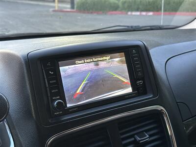 2015 Dodge Grand Caravan SXT  HANDICAP WHEELCHAIR ACCESSIBLE VAN - Photo 18 - Sacramento, CA 95821