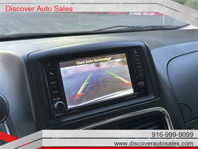 2015 Dodge Grand Caravan SXT  HANDICAP WHEELCHAIR ACCESSIBLE VAN - Photo 18 - Sacramento, CA 95821