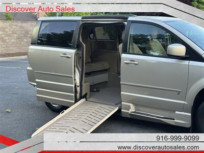 2015 Dodge Grand Caravan SXT  HANDICAP WHEELCHAIR ACCESSIBLE VAN - Photo 13 - Sacramento, CA 95821