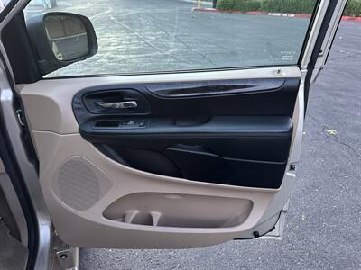 2015 Dodge Grand Caravan SXT  HANDICAP WHEELCHAIR ACCESSIBLE VAN - Photo 11 - Sacramento, CA 95821