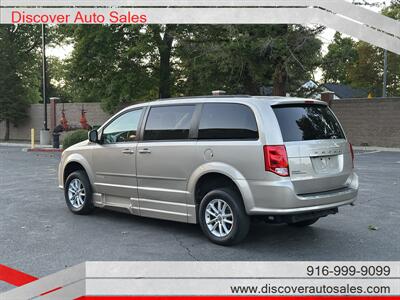 2015 Dodge Grand Caravan SXT  HANDICAP WHEELCHAIR ACCESSIBLE VAN - Photo 8 - Sacramento, CA 95821
