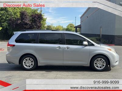 2014 Toyota Sienna XLE 8-Passenger - Photo 6 - Sacramento, CA 95821