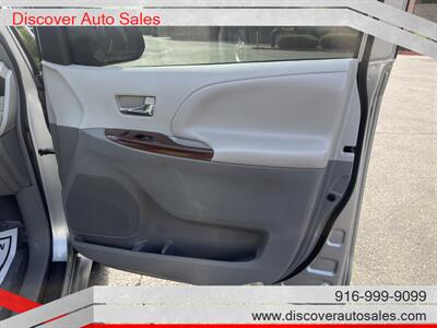 2014 Toyota Sienna XLE 8-Passenger - Photo 16 - Sacramento, CA 95821