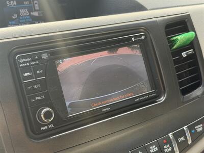 2014 Toyota Sienna XLE 8-Passenger - Photo 17 - Sacramento, CA 95821