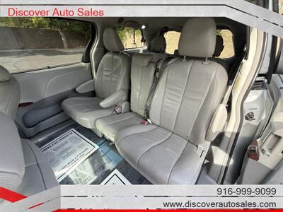 2014 Toyota Sienna XLE 8-Passenger - Photo 8 - Sacramento, CA 95821