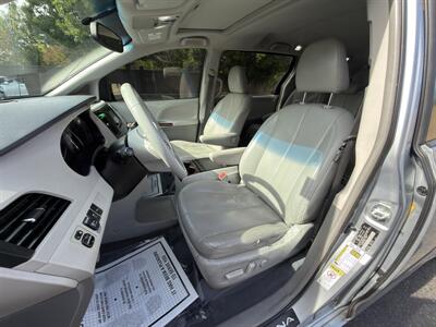 2014 Toyota Sienna XLE 8-Passenger - Photo 9 - Sacramento, CA 95821