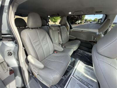 2014 Toyota Sienna XLE 8-Passenger - Photo 11 - Sacramento, CA 95821