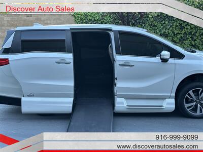 2022 Honda Odyssey Touring HANDICAP WHEELCHAIR ACCESSIBLE VAN - Photo 4 - Sacramento, CA 95821