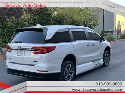 2022 Honda Odyssey Touring HANDICAP WHEELCHAIR ACCESSIBLE VAN - Photo 10 - Sacramento, CA 95821