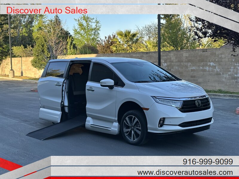 2022 Honda Odyssey Touring  HANDICAP WHEELCHAIR ACCESSIBLE VAN - Photo 1 - Sacramento, CA 95821