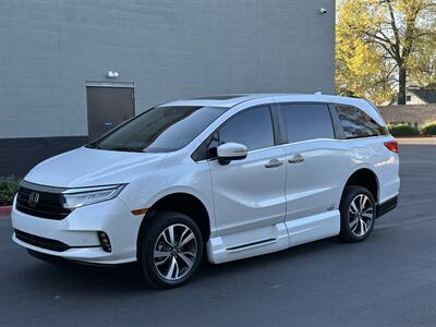 2022 Honda Odyssey Touring HANDICAP WHEELCHAIR ACCESSIBLE VAN - Photo 6 - Sacramento, CA 95821