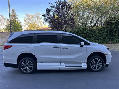 2022 Honda Odyssey Touring HANDICAP WHEELCHAIR ACCESSIBLE VAN - Photo 11 - Sacramento, CA 95821