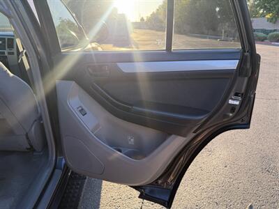 2003 Toyota 4Runner SR5 - Photo 17 - Sacramento, CA 95821