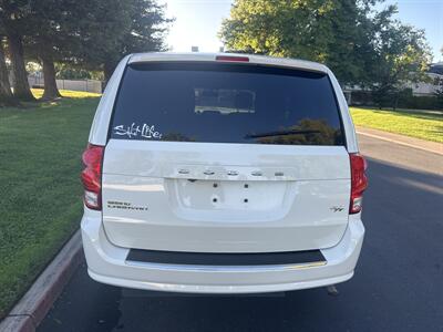 2013 Dodge Grand Caravan R/T  HANDICAP WHEELCHAIR ACCESSIBLE VAN - Photo 9 - Sacramento, CA 95821