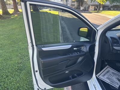 2013 Dodge Grand Caravan R/T  HANDICAP WHEELCHAIR ACCESSIBLE VAN - Photo 13 - Sacramento, CA 95821
