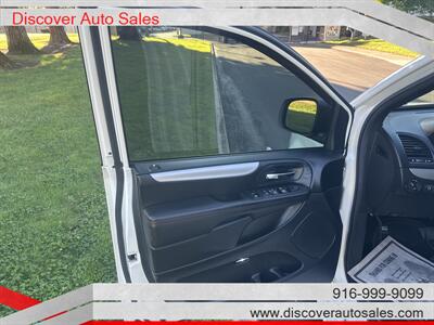 2013 Dodge Grand Caravan R/T  HANDICAP WHEELCHAIR ACCESSIBLE VAN - Photo 13 - Sacramento, CA 95821