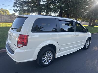 2013 Dodge Grand Caravan R/T  HANDICAP WHEELCHAIR ACCESSIBLE VAN - Photo 8 - Sacramento, CA 95821