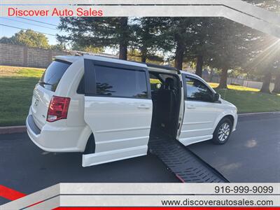 2013 Dodge Grand Caravan R/T  HANDICAP WHEELCHAIR ACCESSIBLE VAN - Photo 4 - Sacramento, CA 95821