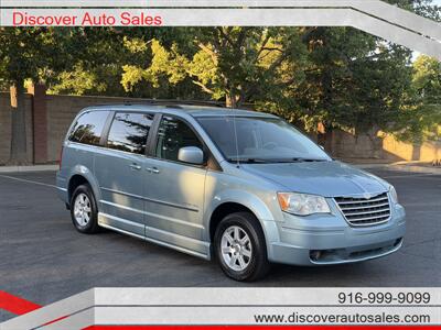 2010 Chrysler Town & Country Touring  HANDICAP WHEELCHAIR ACCESSIBLE VAN - Photo 3 - Sacramento, CA 95821