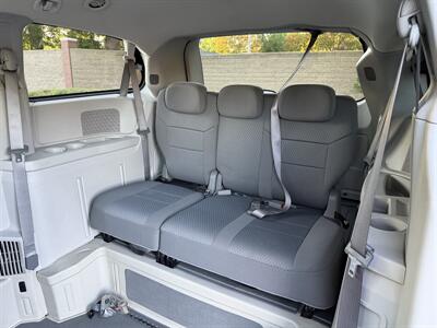 2010 Chrysler Town & Country Touring  HANDICAP WHEELCHAIR ACCESSIBLE VAN - Photo 17 - Sacramento, CA 95821