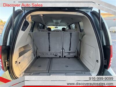 2010 Chrysler Town & Country Touring  HANDICAP WHEELCHAIR ACCESSIBLE VAN - Photo 13 - Sacramento, CA 95821