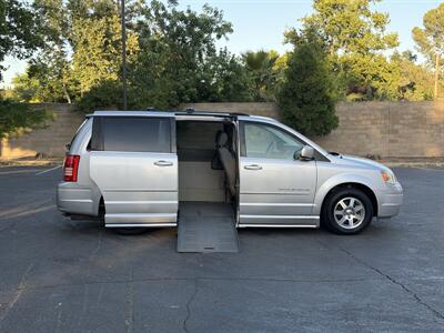 2008 Chrysler Town & Country Touring  HANDICAP WHEELCHAIR ACCESSIBLE VAN - Photo 2 - Sacramento, CA 95821