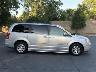 2008 Chrysler Town & Country Touring  HANDICAP WHEELCHAIR ACCESSIBLE VAN - Photo 10 - Sacramento, CA 95821