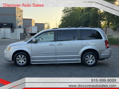2008 Chrysler Town & Country Touring  HANDICAP WHEELCHAIR ACCESSIBLE VAN - Photo 5 - Sacramento, CA 95821