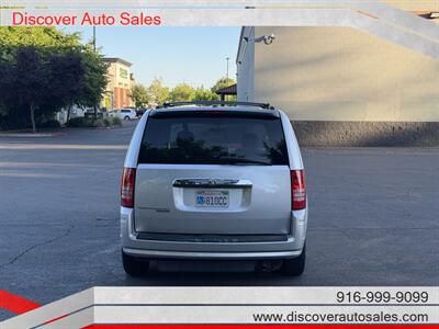 2008 Chrysler Town & Country Touring  HANDICAP WHEELCHAIR ACCESSIBLE VAN - Photo 7 - Sacramento, CA 95821