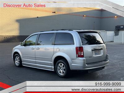 2008 Chrysler Town & Country Touring  HANDICAP WHEELCHAIR ACCESSIBLE VAN - Photo 6 - Sacramento, CA 95821