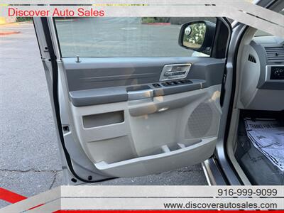 2008 Chrysler Town & Country Touring  HANDICAP WHEELCHAIR ACCESSIBLE VAN - Photo 21 - Sacramento, CA 95821