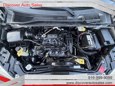 2008 Chrysler Town & Country Touring  HANDICAP WHEELCHAIR ACCESSIBLE VAN - Photo 24 - Sacramento, CA 95821